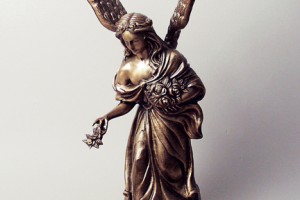 Photo of Guardian Angel Urn from Hindman Funeral Homes