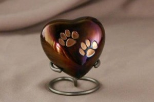 Photo of Copper Rako Heart Pet keepsake from Hindman Funeral Homes, Inc.