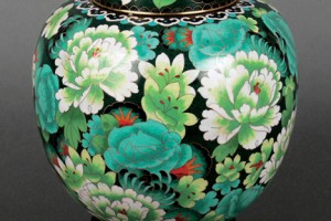 Photo of China Multi urn from Hindman Funeral Homes & Crematory, Inc.
